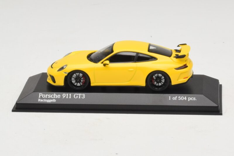 Porsche 911 991.1 GT3 Жълт Minichamps 1:43 410066020 Метал