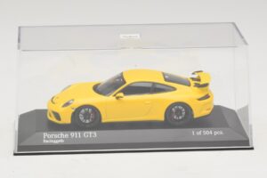 Porsche 911 991.1 GT3 Жълт Minichamps 1:43 410066020 Метал — снимка 4 от 5