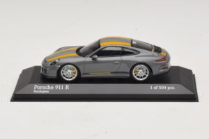 Porsche 911 991.1 R Сив Minichamps 1:43 410066232 Метал