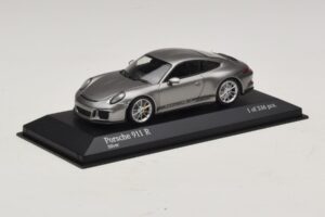 Porsche 911 991.1 R Сребрист Minichamps 1:43 410066224 Метал — снимка 2 от 5