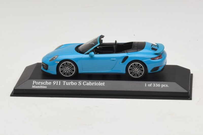 Porsche 911 991.1 Turbo S Кабриолет Син Minichamps 1:43 410067182 Метал
