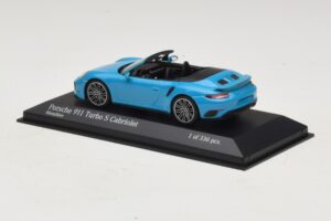 Porsche 911 991.1 Turbo S Кабриолет Син Minichamps 1:43 410067182 Метал — снимка 3 от 5