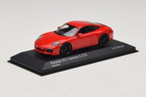 Porsche 911 991.2 Carrera 4 GTS Червен Minichamps 1:43 410067320 Метал — снимка 2 от 5
