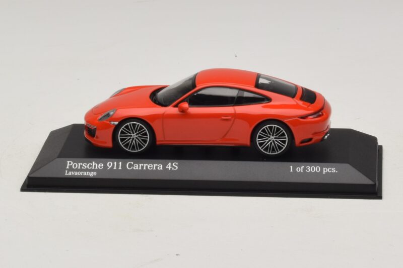 Porsche 911 991.2 Carrera 4S Оранжев Minichamps 1:43 410067241 Метал