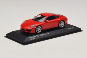 Porsche 911 991.2 Carrera 4S Червен Minichamps 1:43 410067240 Метал — снимка 2 от 5