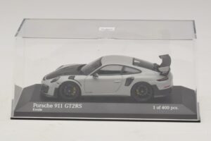 Porsche 911 991.2 GT2 RS Chalk Minichamps 1:43 410067237 Метал — снимка 4 от 5