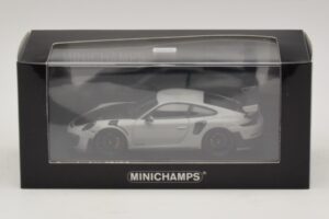 Porsche 911 991.2 GT2 RS Chalk Minichamps 1:43 410067237 Метал — снимка 5 от 5