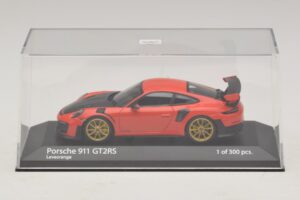 Porsche 911 991.2 GT2 RS Оранжев Minichamps 1:43 410067229 Метал — снимка 4 от 5
