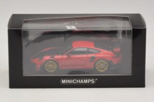 Porsche 911 991.2 GT2 RS Червен Minichamps 1:43 410067227 Метал — снимка 5 от 5