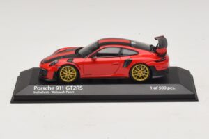 Porsche 911 991.2 GT2 RS Weissach Package Червен Minichamps 1:43 410067221 Метал