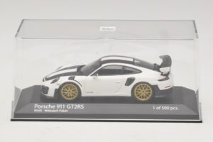 Porsche 911 991.2 GT2 RS Weissach Package Бял Minichamps 1:43 410067222 Метал — снимка 4 от 5