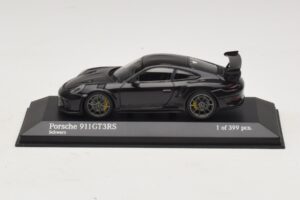 Porsche 911 991.2 GT3 RS Черен Minichamps 1:43 410067021 Метал