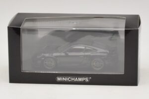 Porsche 911 991.2 GT3 RS Черен Minichamps 1:43 410067021 Метал — снимка 5 от 5