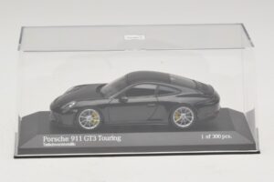 Porsche 911 991.2 GT3 Touring Черен Металик Minichamps 1:43 410067424 Метал — снимка 4 от 5