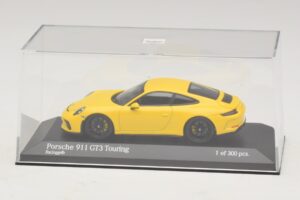 Porsche 911 991.2 GT3 Touring Жълт Minichamps 1:43 410067421 Метал — снимка 4 от 5