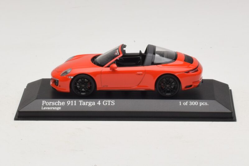 Porsche 911 991 Targa 4 GTS Оранжев Minichamps 1:43 410067341 Метал