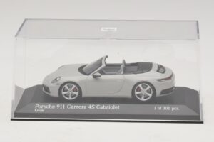Porsche 911 992 Carrera 4S Кабриолет Сив Minichamps 1:43 410069331 Метал — снимка 4 от 5