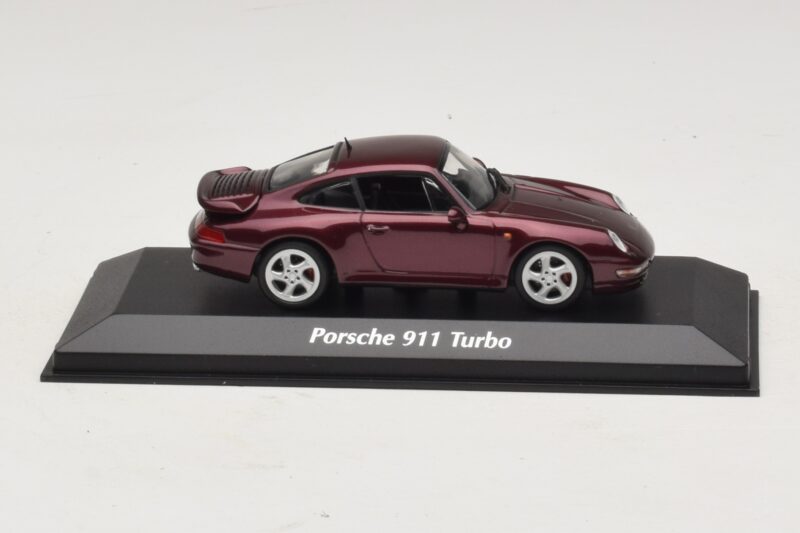 Porsche 911 993 Turbo Червен Металик Maxichamps 1:43 940069200 Метал