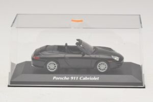 Porsche 911 996 Кабриолет Черен Металик Maxichamps 1:43 940061030 Метал — снимка 4 от 5