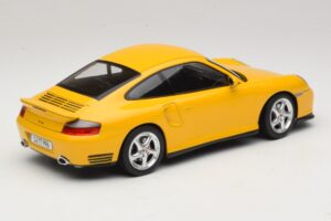 Porsche 911 996 Turbo Жълт KK-Scale 1:18 KKDC181473 Метал — снимка 2 от 6
