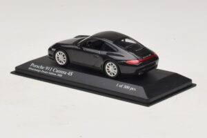 Porsche 911 997 Carrera 4S Сив Металик Minichamps 1:43 403066430 Метал — снимка 3 от 5