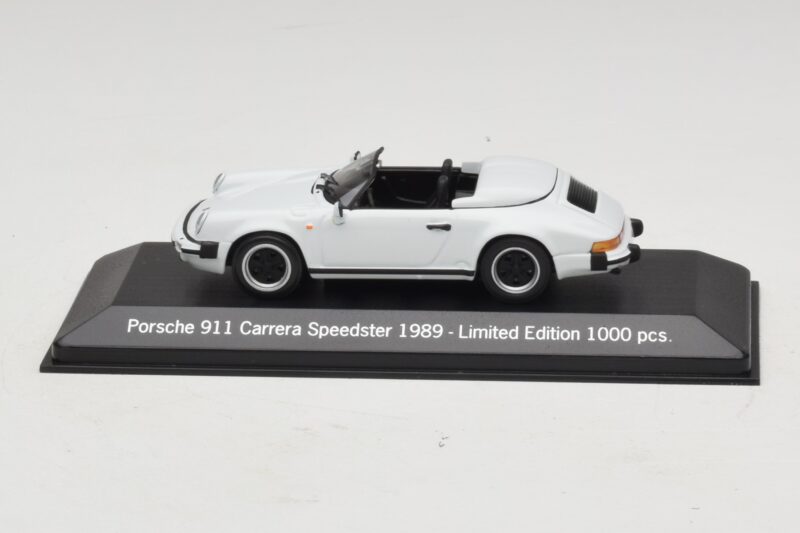 Porsche 911 G-Series Carrera Speedster Бял Ограничена Серия Minichamps 1:43 MAP02002608 Метал