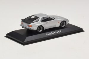 Porsche 924 GT Сребрист Maxichamps 1:43 940066122 Метал — снимка 2 от 5