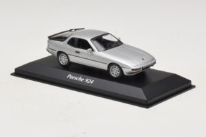 Porsche 924 Сребрист Maxichamps 1:43 940062120 Метал — снимка 3 от 5