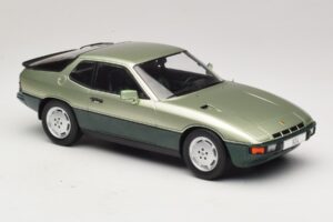 Porsche 924 Turbo Светлозелен & Тъмнозелен MCG 1:18 MCG18660 Метал — снимка 4 от 6
