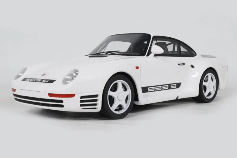 Porsche 959 Sport Grand Prix White GT Spirit 1:12 GT1006 Смола