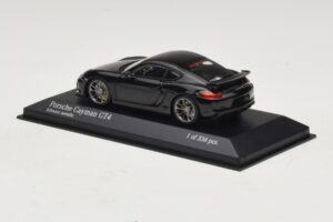 Porsche Cayman GT4 981 Black Metallic Minichamps 1:43 410066121 Метал — снимка 3 от 5