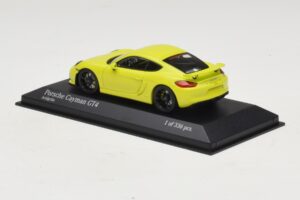 Porsche Cayman GT4 981 Зелен Minichamps 1:43 410066122 Метал — снимка 3 от 5