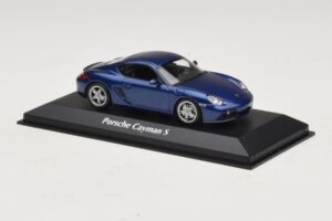 Porsche Cayman S 987 Син Металик Maxichamps 1:43 940065621 Метал — снимка 3 от 5