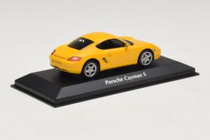Porsche Cayman S 987 Жълт Maxichamps 1:43 940065620 Метал — снимка 2 от 5