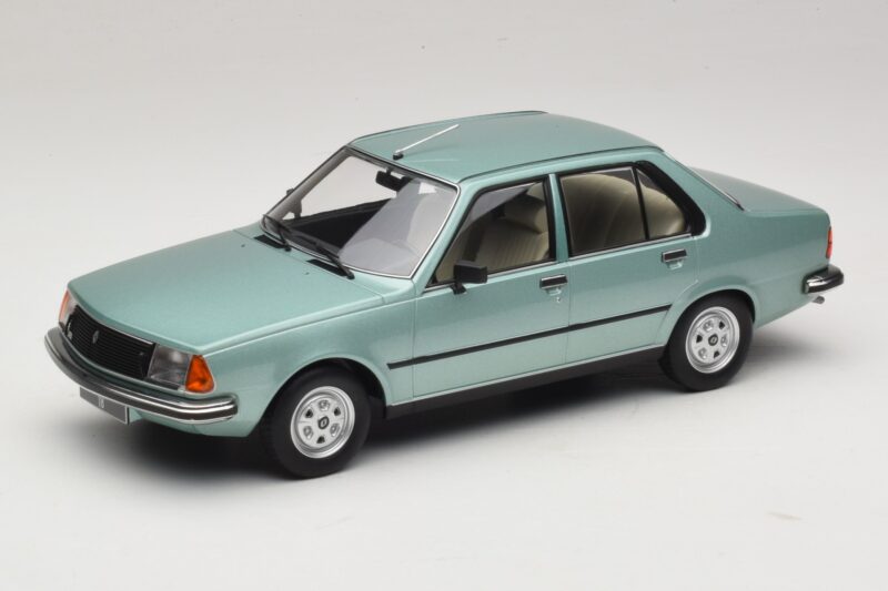 Renault 18 Светлозелен MCG 1:18 MCG18596 Метал