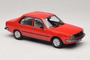 Renault 18 Червен MCG 1:18 MCG18595 Метал — снимка 4 от 6