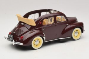 Renault 4CV Кестеняв Solido 1:18 8048 Метал — снимка 2 от 6