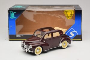 Renault 4CV Кестеняв Solido 1:18 8048 Метал — снимка 6 от 6