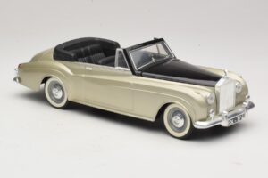 Rolls-Royce Silver Cloud II Сребрист Solido 1:18 8006 Метал — снимка 4 от 6