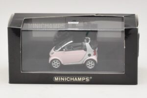 Smart Fortwo 450 Кабриолет Бял Legally Blonde 2 Резервна Кутия Minichamps 1:43 402173900-R1 Метал — снимка 5 от 5