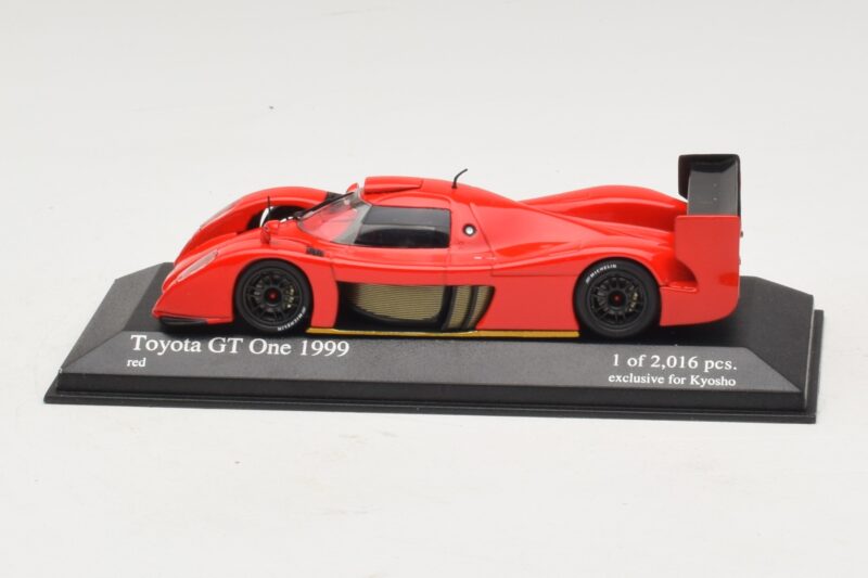 Toyota GT-One TS020 Street Червен Minichamps 1:43 Toyota GT-One TS020 Street Червен Minichamps 1:43 433991603 Метал