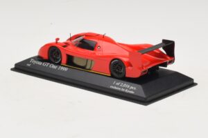 Toyota GT-One TS020 Street Червен Minichamps 1:43 433991603 Метал — снимка 3 от 5