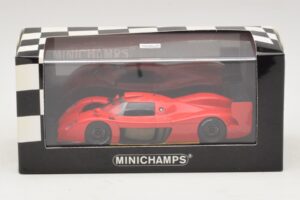 Toyota GT-One TS020 Street Червен Minichamps 1:43 433991603 Метал — снимка 5 от 5