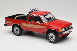 Toyota Hilux N50 Xtra Cab 4x4 Червен KK-Scale 1:18 KKDC181562 Метал — снимка 4 от 6