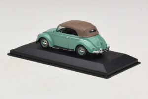 Volkswagen 1200 Кабриолет Мек Гюрук Зелен Minichamps 1:43 430052042 Метал — снимка 3 от 5