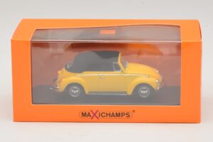 Volkswagen 1302 Кабриолет Жълт Maxichamps 1:43 940055030 Метал — снимка 5 от 5