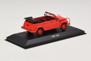Volkswagen 181 Червен Maxichamps 1:43 940050031 Метал — снимка 2 от 5