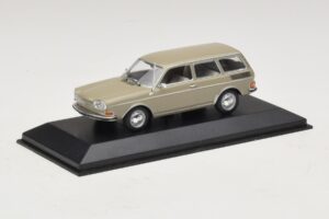 Volkswagen 411 LE Variant Savanna Beige Minichamps 1:43 400051114 Метал — снимка 2 от 5