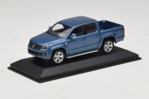 Volkswagen Amarok Син Металик Заместваща Кутия Minichamps 1:43 436058362-R1 Метал — снимка 2 от 5