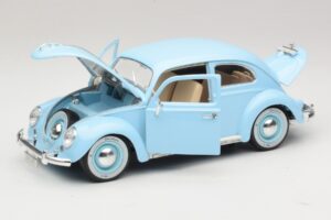 Volkswagen Beetle Син Bburago 1:18 3381 Метал — снимка 2 от 8